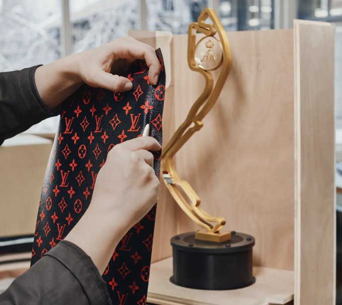 Louis Vuitton designs League Of Legends' trophy case